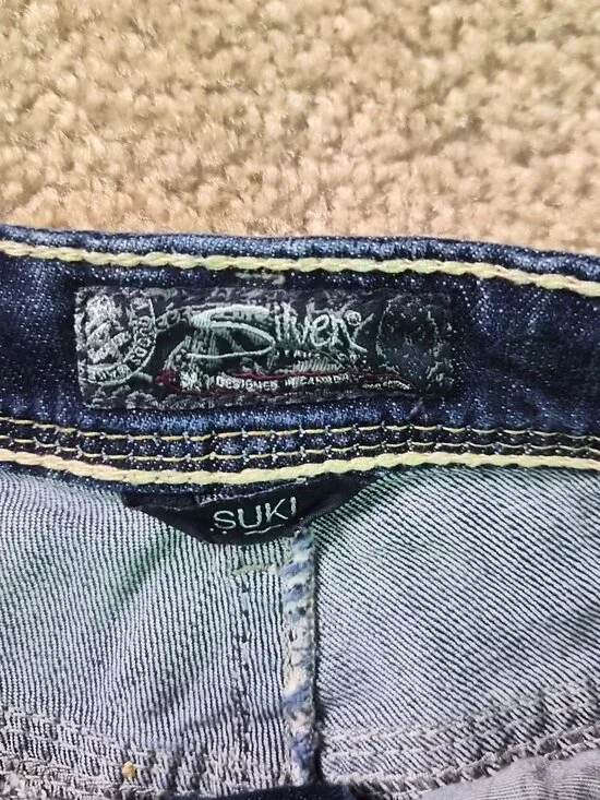Silver Jeans Suki Shorts Women Size 31 Blue Denim Pocket Embroidery F903 - Picture 3 of 11